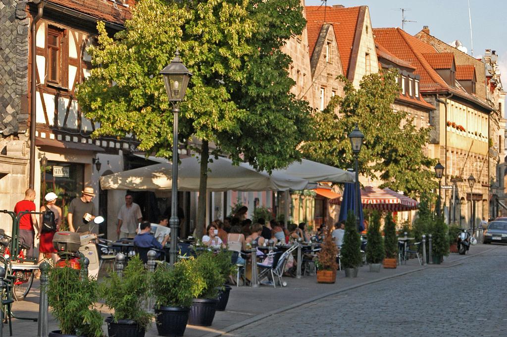 Ambient Hotel am Europakanal Fürth Buitenkant foto
