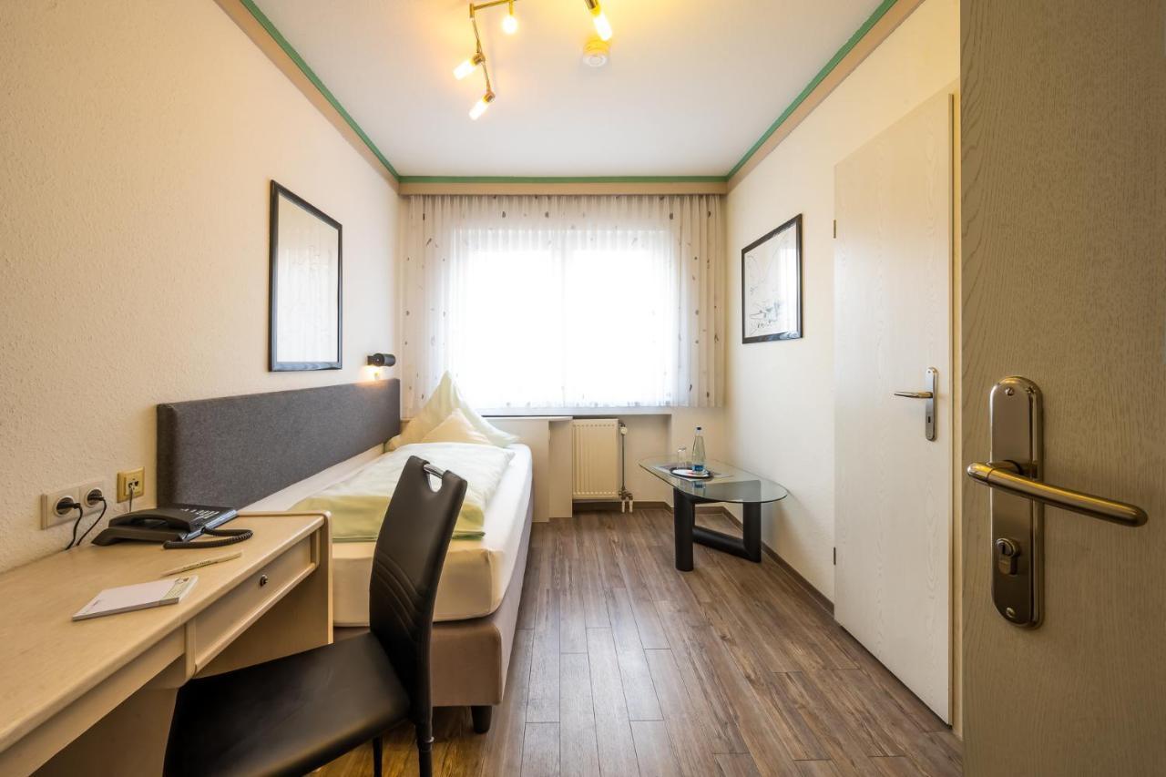 Ambient Hotel am Europakanal Fürth Buitenkant foto