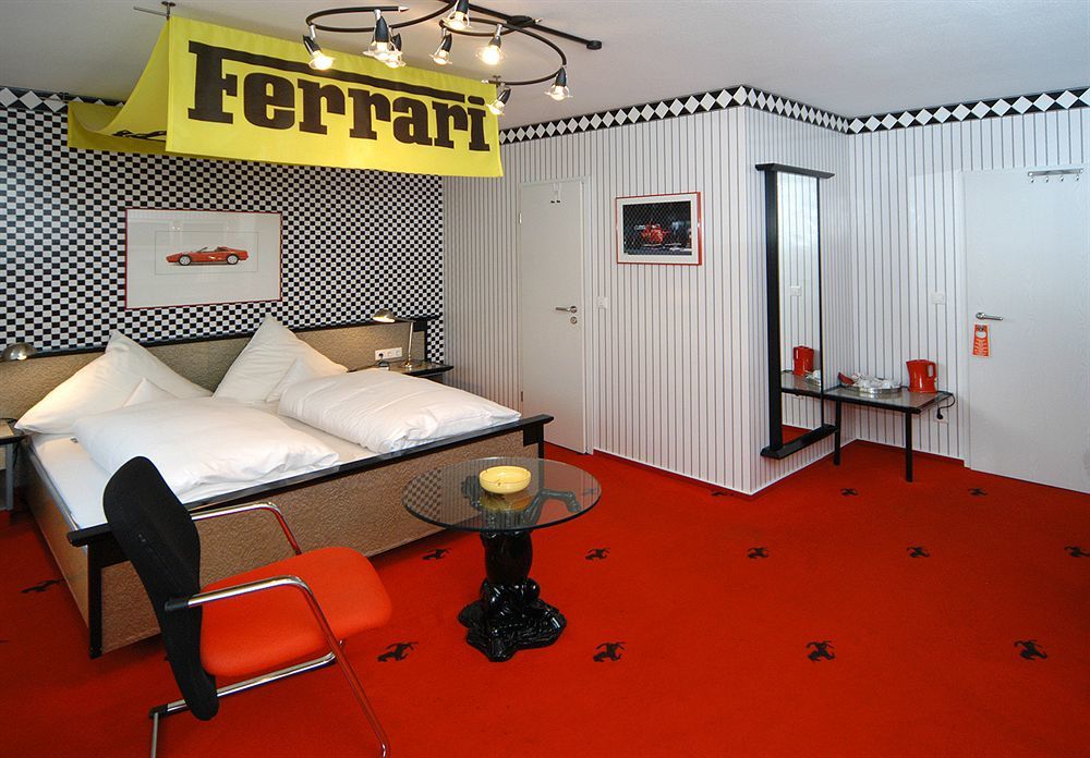 Ambient Hotel am Europakanal Fürth Buitenkant foto